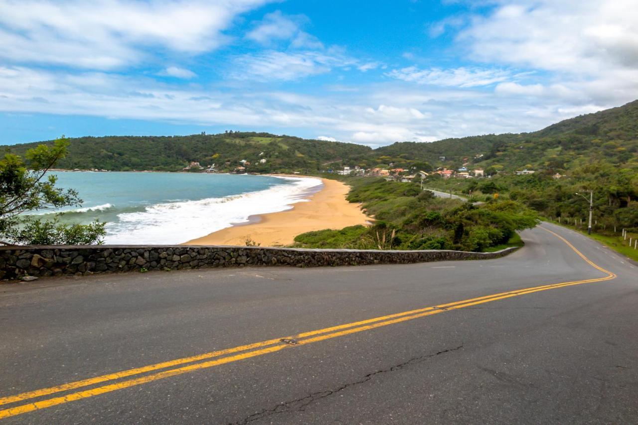 Estaleiro Com Charme - Ar, Churras E Pet Friendly Balneário Camboriú 外观 照片