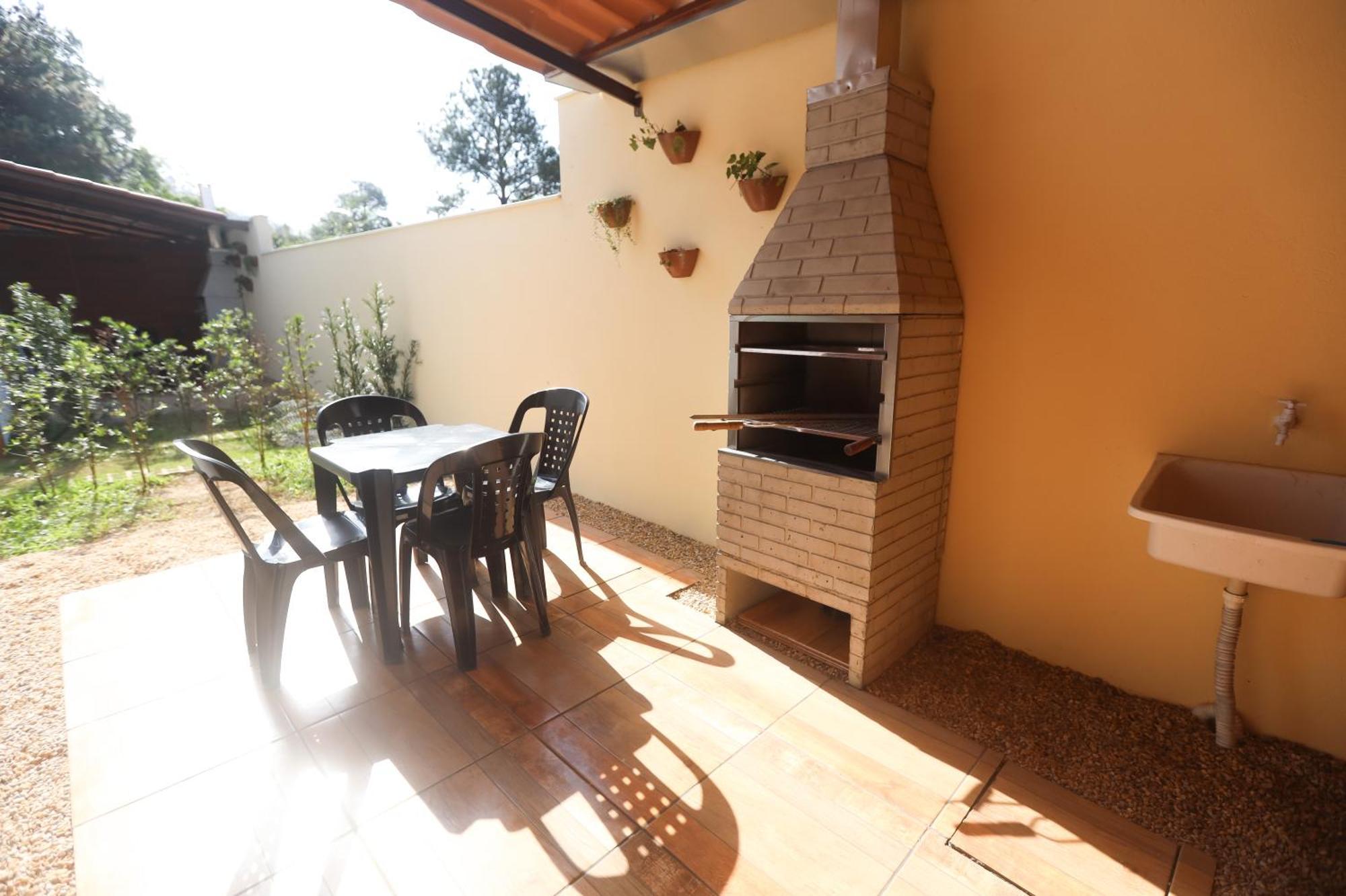 Estaleiro Com Charme - Ar, Churras E Pet Friendly Balneário Camboriú 外观 照片